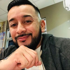 Meet your Posher, Felix